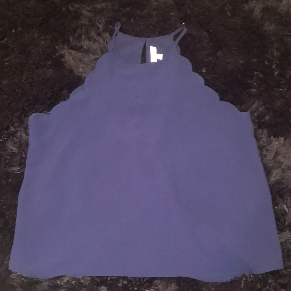 ➰Scalloped halter top➰